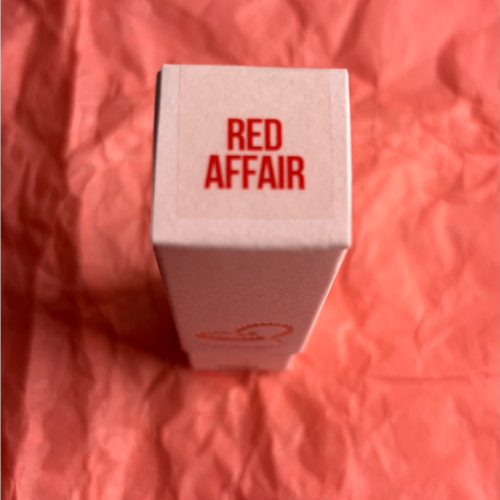 Jeffree Star Velvet Trap Lipstick - Man Down